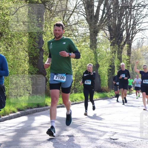 12.04.2026 - 45. Internationalen Wilhelmsburger Insellauf Yannick Fuchs http://msf.ph/oto/9481609 12.04.2026 10:29:40 Laufen 2100, 3677, 3444, 4629 meine-sportfotos.de