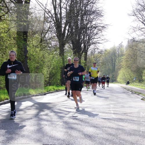 12.04.2026 - 45. Internationalen Wilhelmsburger Insellauf Yannick Fuchs http://msf.ph/oto/9481636 12.04.2026 10:29:42 Laufen 3677, 4629 meine-sportfotos.de