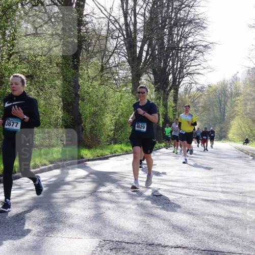 12.04.2026 - 45. Internationalen Wilhelmsburger Insellauf Yannick Fuchs http://msf.ph/oto/9481642 12.04.2026 10:29:43 Laufen 3677, 4629 meine-sportfotos.de