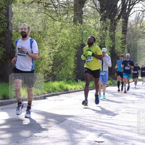 12.04.2026 - 45. Internationalen Wilhelmsburger Insellauf Yannick Fuchs http://msf.ph/oto/9481672 12.04.2026 10:22:00 Laufen 3905, 3016, 522, 4329, 150, 4767 meine-sportfotos.de