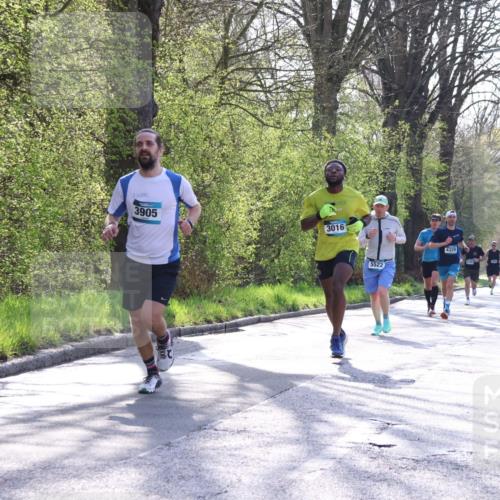 12.04.2026 - 45. Internationalen Wilhelmsburger Insellauf Yannick Fuchs http://msf.ph/oto/9481677 12.04.2026 10:22:00 Laufen 3905, 3016, 5522, 4329 meine-sportfotos.de