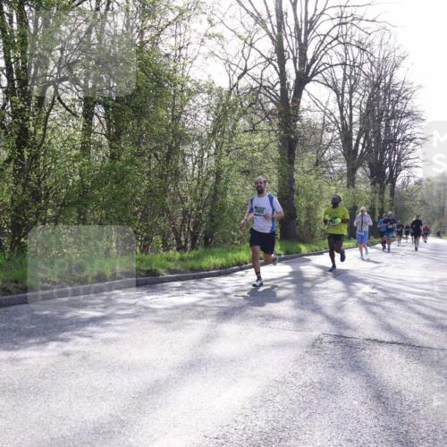 12.04.2026 - 45. Internationalen Wilhelmsburger Insellauf Yannick Fuchs http://msf.ph/oto/9481687 12.04.2026 10:22:01 Laufen 3905 meine-sportfotos.de