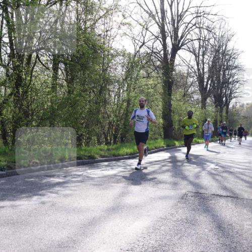 12.04.2026 - 45. Internationalen Wilhelmsburger Insellauf Yannick Fuchs http://msf.ph/oto/9481693 12.04.2026 10:22:01 Laufen 3905 meine-sportfotos.de