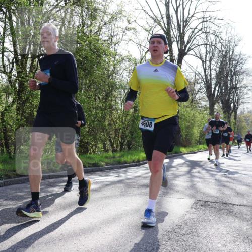 12.04.2026 - 45. Internationalen Wilhelmsburger Insellauf Yannick Fuchs http://msf.ph/oto/9481697 12.04.2026 10:29:47 Laufen 4608, 4871 meine-sportfotos.de