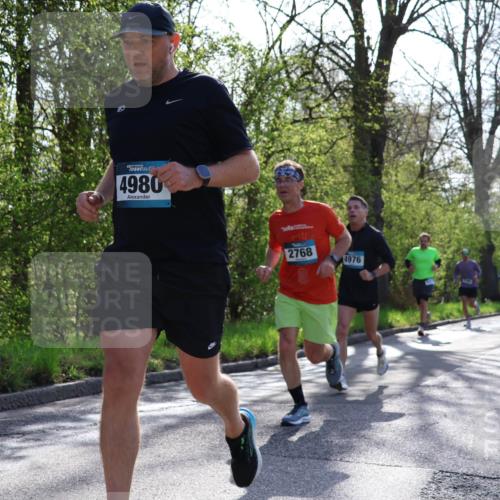 12.04.2026 - 45. Internationalen Wilhelmsburger Insellauf Yannick Fuchs http://msf.ph/oto/9481753 12.04.2026 10:29:51 Laufen 4980, 2768, 4976, 3171 meine-sportfotos.de