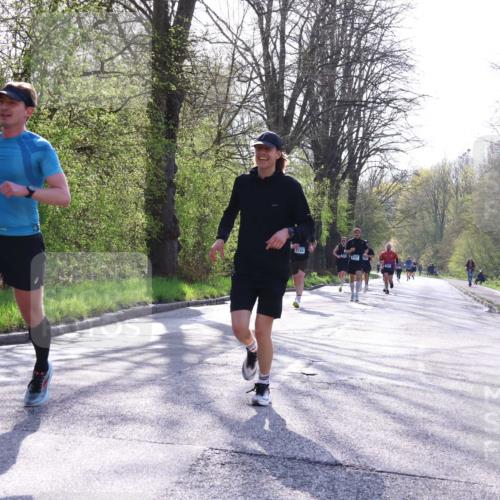 12.04.2026 - 45. Internationalen Wilhelmsburger Insellauf Yannick Fuchs http://msf.ph/oto/9481758 12.04.2026 10:22:07 Laufen 4150, 4747 meine-sportfotos.de