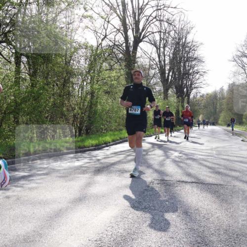 12.04.2026 - 45. Internationalen Wilhelmsburger Insellauf Yannick Fuchs http://msf.ph/oto/9481824 12.04.2026 10:22:12 Laufen 150, 4787 meine-sportfotos.de