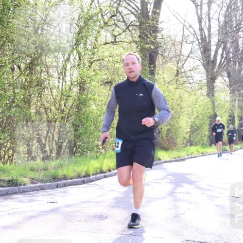 12.04.2026 - 45. Internationalen Wilhelmsburger Insellauf Yannick Fuchs http://msf.ph/oto/9481825 12.04.2026 10:29:58 Laufen 42 meine-sportfotos.de