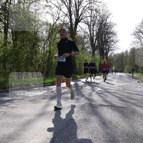 12.04.2026 - 45. Internationalen Wilhelmsburger Insellauf Yannick Fuchs http://msf.ph/oto/9481830 12.04.2026 10:22:12 Laufen 4787 meine-sportfotos.de