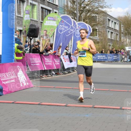 12.04.2026 - 45. Internationalen Wilhelmsburger Insellauf Strokosch-Dieckow http://msf.ph/oto/9481914 12.04.2026 12:47:53 Ziel 4466 meine-sportfotos.de