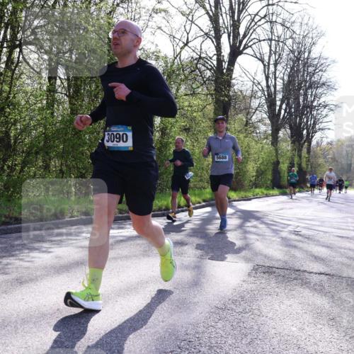 12.04.2026 - 45. Internationalen Wilhelmsburger Insellauf Yannick Fuchs http://msf.ph/oto/9481916 12.04.2026 10:30:06 Laufen 3090, 5688 meine-sportfotos.de