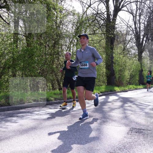 12.04.2026 - 45. Internationalen Wilhelmsburger Insellauf Yannick Fuchs http://msf.ph/oto/9481920 12.04.2026 10:30:06 Laufen 52, 5688 meine-sportfotos.de
