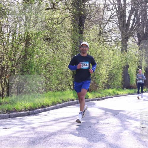 12.04.2026 - 45. Internationalen Wilhelmsburger Insellauf Yannick Fuchs http://msf.ph/oto/9481925 12.04.2026 10:22:20 Laufen 844, 3114 meine-sportfotos.de