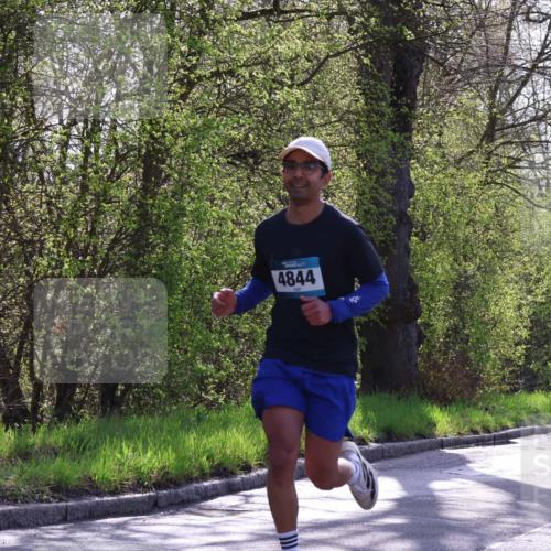12.04.2026 - 45. Internationalen Wilhelmsburger Insellauf Yannick Fuchs http://msf.ph/oto/9481931 12.04.2026 10:22:20 Laufen 4844, 3114 meine-sportfotos.de