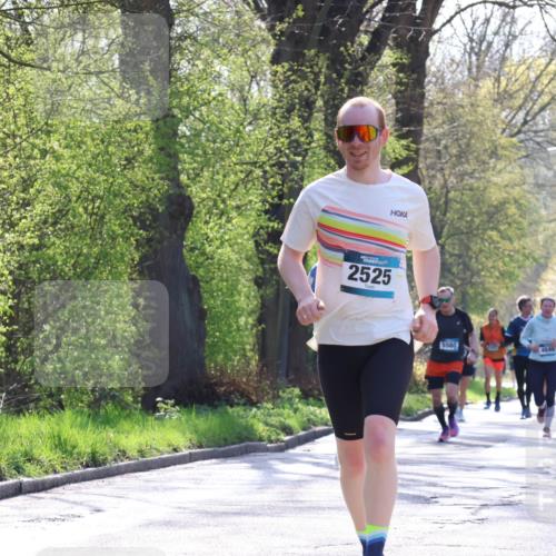 12.04.2026 - 45. Internationalen Wilhelmsburger Insellauf Yannick Fuchs http://msf.ph/oto/9481938 12.04.2026 10:30:10 Laufen 3534, 2525, 5560, 4645 meine-sportfotos.de