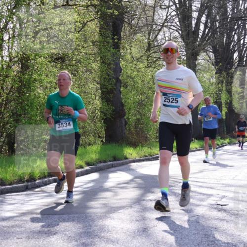 12.04.2026 - 45. Internationalen Wilhelmsburger Insellauf Yannick Fuchs http://msf.ph/oto/9481965 12.04.2026 10:30:11 Laufen 3534, 2525, 4295 meine-sportfotos.de