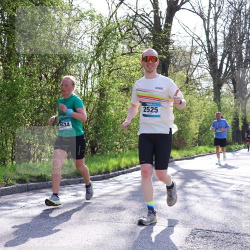 12.04.2026 - 45. Internationalen Wilhelmsburger Insellauf Yannick Fuchs http://msf.ph/oto/9481978 12.04.2026 10:30:12 Laufen 3534, 2525 meine-sportfotos.de
