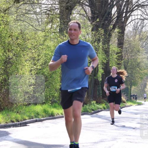 12.04.2026 - 45. Internationalen Wilhelmsburger Insellauf Yannick Fuchs http://msf.ph/oto/9481986 12.04.2026 10:22:26 Laufen 3296, 582 meine-sportfotos.de