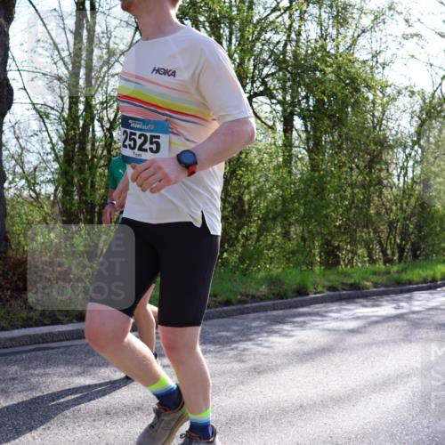 12.04.2026 - 45. Internationalen Wilhelmsburger Insellauf Yannick Fuchs http://msf.ph/oto/9481993 12.04.2026 10:30:13 Laufen 2525 meine-sportfotos.de