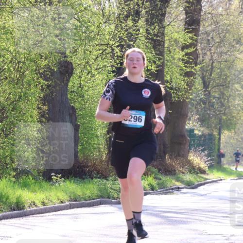 12.04.2026 - 45. Internationalen Wilhelmsburger Insellauf Yannick Fuchs http://msf.ph/oto/9482004 12.04.2026 10:22:28 Laufen 5296 meine-sportfotos.de
