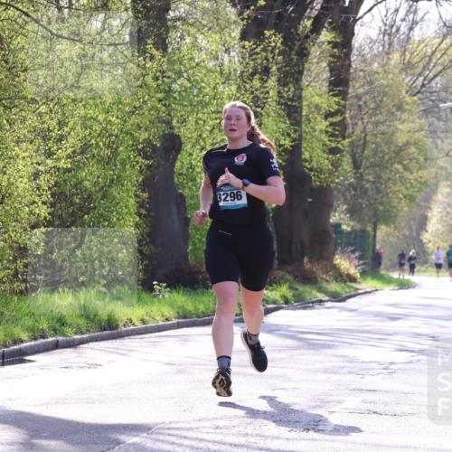 12.04.2026 - 45. Internationalen Wilhelmsburger Insellauf Yannick Fuchs http://msf.ph/oto/9482013 12.04.2026 10:22:28 Laufen 3296 meine-sportfotos.de