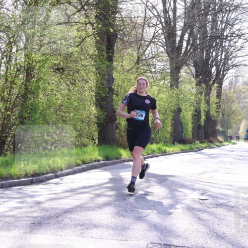 12.04.2026 - 45. Internationalen Wilhelmsburger Insellauf Yannick Fuchs http://msf.ph/oto/9482036 12.04.2026 10:22:30 Laufen 296 meine-sportfotos.de