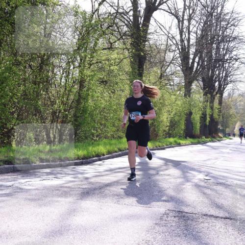 12.04.2026 - 45. Internationalen Wilhelmsburger Insellauf Yannick Fuchs http://msf.ph/oto/9482044 12.04.2026 10:22:31 Laufen 3296 meine-sportfotos.de