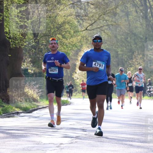 12.04.2026 - 45. Internationalen Wilhelmsburger Insellauf Yannick Fuchs http://msf.ph/oto/9482065 12.04.2026 10:22:35 Laufen 4791, 5821 meine-sportfotos.de