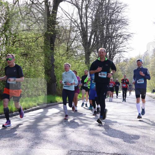 12.04.2026 - 45. Internationalen Wilhelmsburger Insellauf Yannick Fuchs http://msf.ph/oto/9482078 12.04.2026 10:30:20 Laufen 46, 4, 4646, 4655, 3381, 3380 meine-sportfotos.de