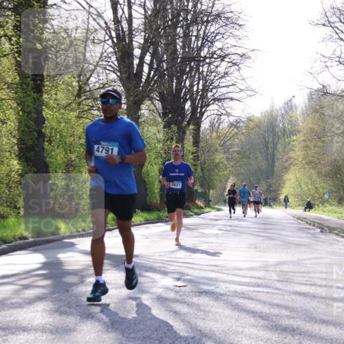 12.04.2026 - 45. Internationalen Wilhelmsburger Insellauf Yannick Fuchs http://msf.ph/oto/9482133 12.04.2026 10:22:40 Laufen 4791, 5821 meine-sportfotos.de