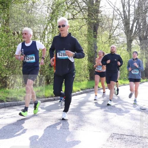 12.04.2026 - 45. Internationalen Wilhelmsburger Insellauf Yannick Fuchs http://msf.ph/oto/9482188 12.04.2026 10:30:28 Laufen 5299, 5288, 5832, 4262, 4667 meine-sportfotos.de
