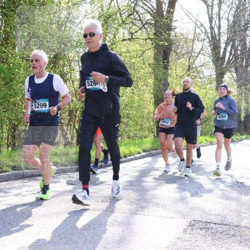 12.04.2026 - 45. Internationalen Wilhelmsburger Insellauf Yannick Fuchs http://msf.ph/oto/9482190 12.04.2026 10:30:28 Laufen 5299, 528, 5832, 4262, 4667 meine-sportfotos.de