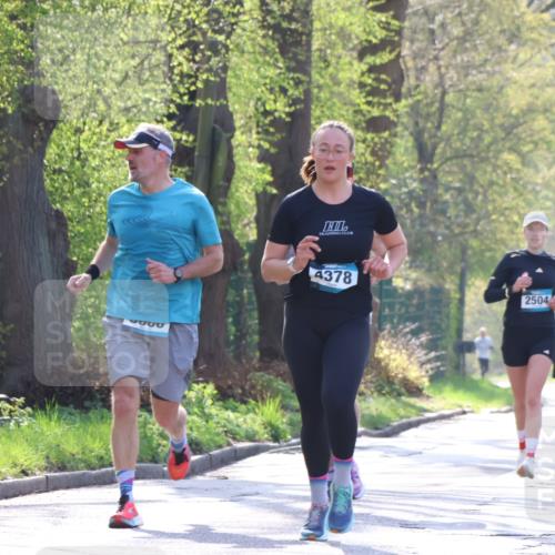12.04.2026 - 45. Internationalen Wilhelmsburger Insellauf Yannick Fuchs http://msf.ph/oto/9482193 12.04.2026 10:22:46 Laufen 3000, 4378, 2504, 3983, 3323 meine-sportfotos.de