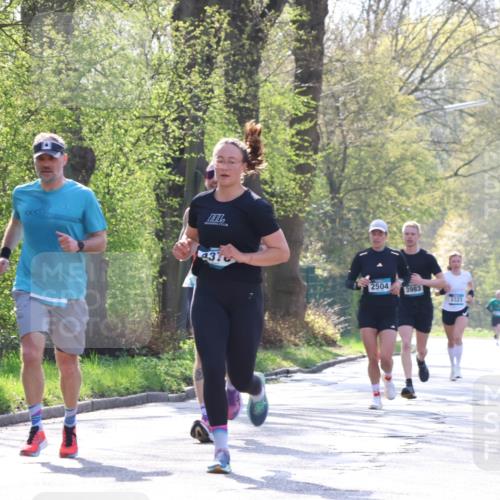 12.04.2026 - 45. Internationalen Wilhelmsburger Insellauf Yannick Fuchs http://msf.ph/oto/9482208 12.04.2026 10:22:48 Laufen 431, 2504, 3983, 3323 meine-sportfotos.de