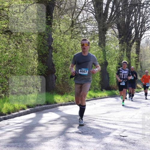12.04.2026 - 45. Internationalen Wilhelmsburger Insellauf Yannick Fuchs http://msf.ph/oto/9482229 12.04.2026 10:30:32 Laufen 4667, 3201 meine-sportfotos.de