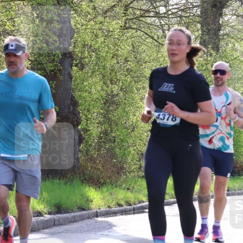 12.04.2026 - 45. Internationalen Wilhelmsburger Insellauf Yannick Fuchs http://msf.ph/oto/9482231 12.04.2026 10:22:50 Laufen 4378 meine-sportfotos.de