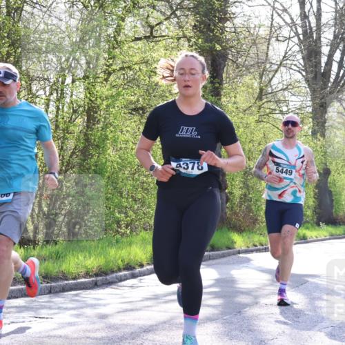 12.04.2026 - 45. Internationalen Wilhelmsburger Insellauf Yannick Fuchs http://msf.ph/oto/9482245 12.04.2026 10:22:51 Laufen 3000, 4378, 5449, 2504 meine-sportfotos.de