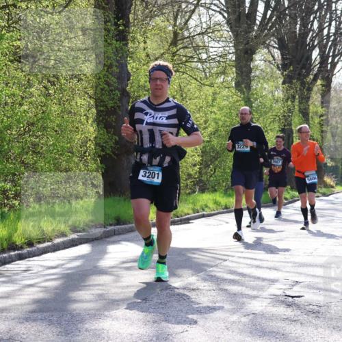 12.04.2026 - 45. Internationalen Wilhelmsburger Insellauf Yannick Fuchs http://msf.ph/oto/9482270 12.04.2026 10:30:35 Laufen 3201, 3229, 3987, 5606 meine-sportfotos.de