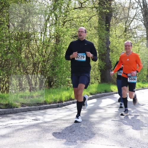 12.04.2026 - 45. Internationalen Wilhelmsburger Insellauf Yannick Fuchs http://msf.ph/oto/9482303 12.04.2026 10:30:38 Laufen 3229, 496, 5606 meine-sportfotos.de