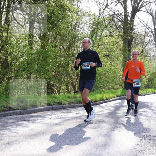 12.04.2026 - 45. Internationalen Wilhelmsburger Insellauf Yannick Fuchs http://msf.ph/oto/9482310 12.04.2026 10:30:38 Laufen 3229, 5606 meine-sportfotos.de