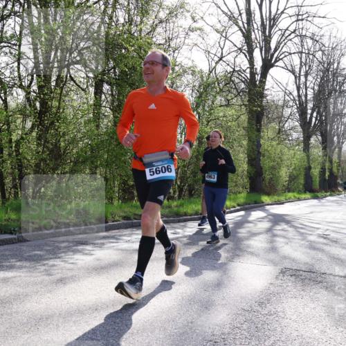 12.04.2026 - 45. Internationalen Wilhelmsburger Insellauf Yannick Fuchs http://msf.ph/oto/9482325 12.04.2026 10:30:39 Laufen 229, 5606, 4963 meine-sportfotos.de