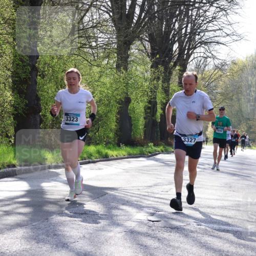 12.04.2026 - 45. Internationalen Wilhelmsburger Insellauf Yannick Fuchs http://msf.ph/oto/9482331 12.04.2026 10:22:58 Laufen 3323, 3327, 2892 meine-sportfotos.de