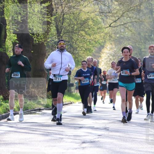 12.04.2026 - 45. Internationalen Wilhelmsburger Insellauf Yannick Fuchs http://msf.ph/oto/9482354 12.04.2026 10:30:43 Laufen 3892, 2711, 5038, 408, 5439, 3831, 418, 2812, 5416 meine-sportfotos.de