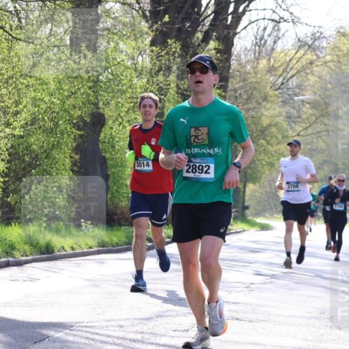 12.04.2026 - 45. Internationalen Wilhelmsburger Insellauf Yannick Fuchs http://msf.ph/oto/9482376 12.04.2026 10:23:02 Laufen 3014, 2892, 3708, 5764 meine-sportfotos.de