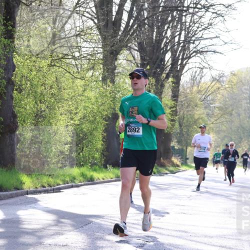 12.04.2026 - 45. Internationalen Wilhelmsburger Insellauf Yannick Fuchs http://msf.ph/oto/9482385 12.04.2026 10:23:02 Laufen 2892, 3708, 5764 meine-sportfotos.de