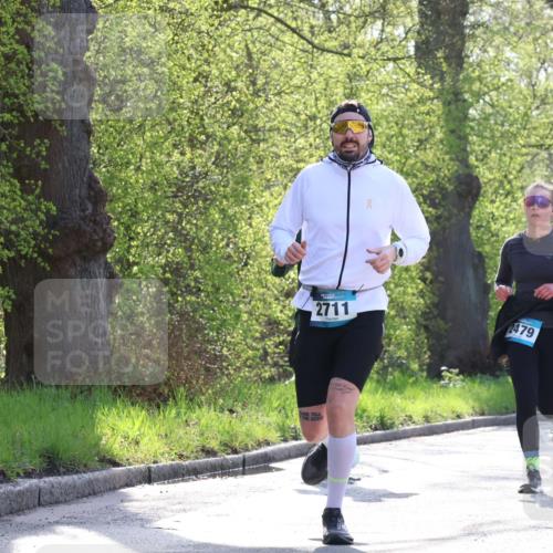 12.04.2026 - 45. Internationalen Wilhelmsburger Insellauf Yannick Fuchs http://msf.ph/oto/9482413 12.04.2026 10:30:48 Laufen 2711, 2479, 5038 meine-sportfotos.de