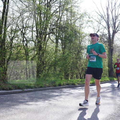 12.04.2026 - 45. Internationalen Wilhelmsburger Insellauf Yannick Fuchs http://msf.ph/oto/9482416 12.04.2026 10:23:04 Laufen 2892, 3014 meine-sportfotos.de