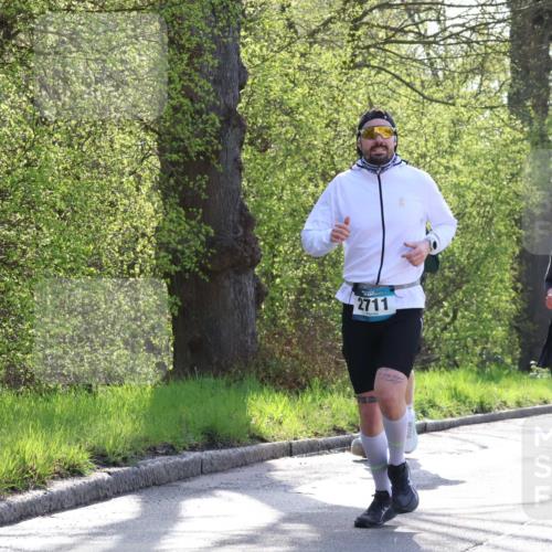 12.04.2026 - 45. Internationalen Wilhelmsburger Insellauf Yannick Fuchs http://msf.ph/oto/9482420 12.04.2026 10:30:48 Laufen 2711, 79, 5032 meine-sportfotos.de