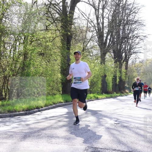 12.04.2026 - 45. Internationalen Wilhelmsburger Insellauf Yannick Fuchs http://msf.ph/oto/9482449 12.04.2026 10:23:07 Laufen 3708, 5764 meine-sportfotos.de