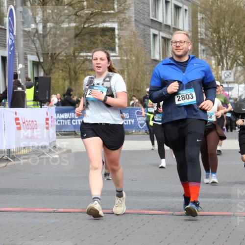 12.04.2026 - 45. Internationalen Wilhelmsburger Insellauf Strokosch-Dieckow http://msf.ph/oto/9482458 12.04.2026 13:24:18 Ziel 3739, 5209, 5212, 2802, 2803, 3258, 3259, 4073 meine-sportfotos.de